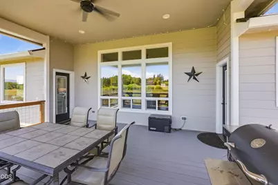 37 Terra Linda Court, Eagle Point, OR 97524 - Photo 10