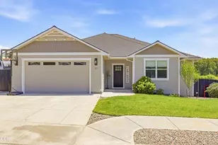 37 Terra Linda Ct, Eagle Point, OR 97524 - Photo 4