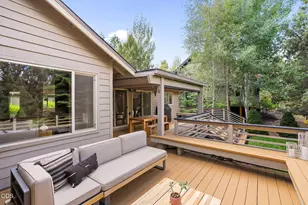 2767 NW Champion Cir, Bend, OR 97703 - Photo 40