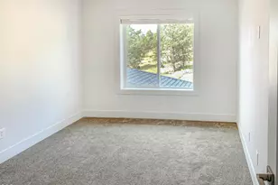 1169 Orange Blossom Dr, Klamath Falls, OR 97601 - Photo 10