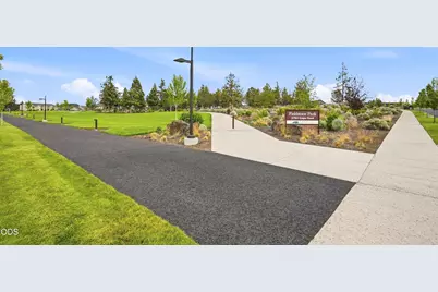 3031 NE Red Jasper Place, Bend, OR 97701 - Photo 20