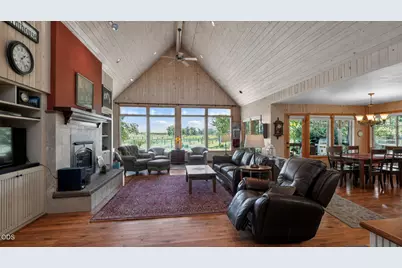 18203 Fadjur Lane, Sisters, OR 97759 - Photo 6