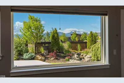 471 E Diamond Peak Avenue, Sisters, OR 97759 - Photo 50