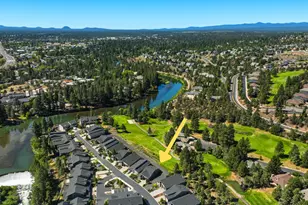 2627 NW Rippling River Ct, Bend, OR 97703 - Photo 6