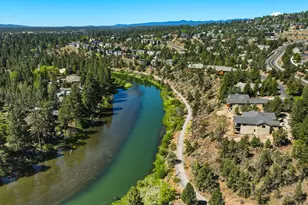 2627 NW Rippling River Ct, Bend, OR 97703 - Photo 8