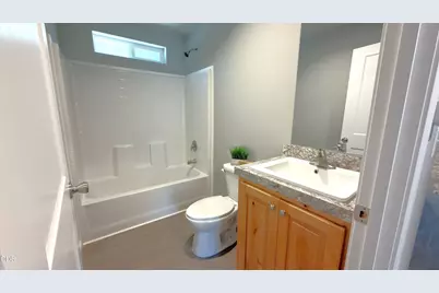 16164 Leona Lane, La Pine, OR 97739 - Photo 18