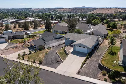 268 NE Hillcrest Street, Madras, OR 97741 - Photo 24