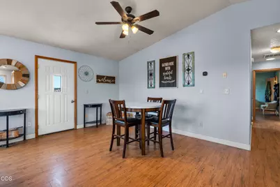 268 NE Hillcrest Street, Madras, OR 97741 - Photo 8