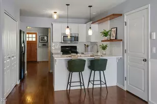 21370 NE Pecoraro Loop, Bend, OR 97701 - Photo 4
