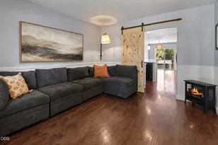 21370 NE Pecoraro Loop, Bend, OR 97701 - Photo 2