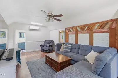 723 NE 12th Street, Grants Pass, OR 97526 - Photo 6