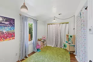 723 NE 12th St, Grants Pass, OR 97526 - Photo 8