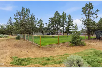 4444 NE 40th Street, Redmond, OR 97756 - Photo 32