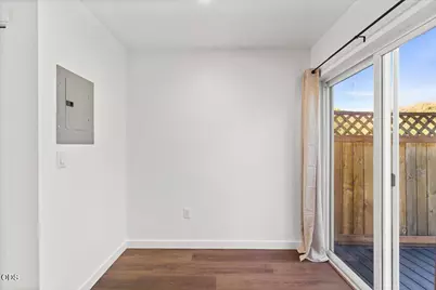 610 N Main Street #4D, Phoenix, OR 97535 - Photo 10