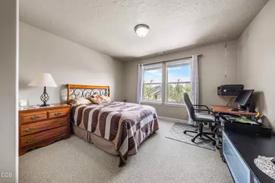 2951 NE Dogwood Drive, Bend, OR 97701 - Photo 36