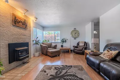 212 Windsor Way, Central Point, OR 97502 - Photo 6