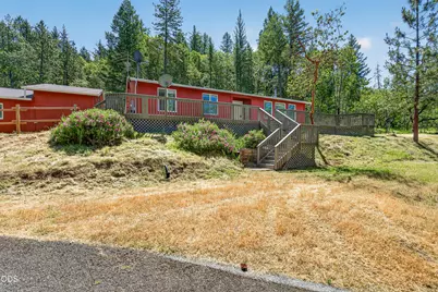 2850 E Evans Creek Road, Rogue River, OR 97537 - Photo 16