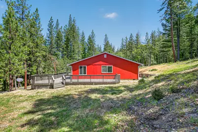 2850 E Evans Creek Road, Rogue River, OR 97537 - Photo 14