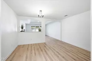 426 Crystal Dr, Eagle Point, OR 97524 - Photo 10