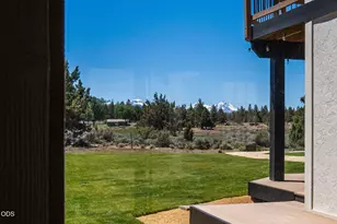 21770 Eastmont Dr, Bend, OR 97701 - Photo 30