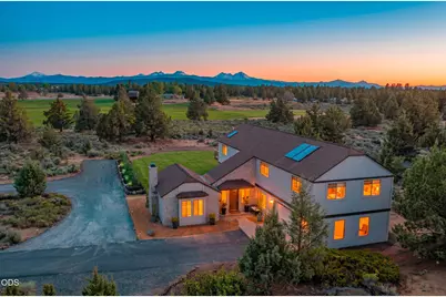 21770 Eastmont Drive, Bend, OR 97701 - Photo 2