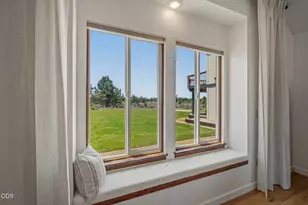 21770 Eastmont Dr, Bend, OR 97701 - Photo 14