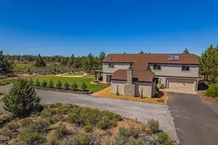 21770 Eastmont Dr, Bend, OR 97701 - Photo 2