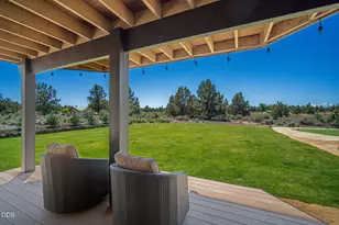 21770 Eastmont Dr, Bend, OR 97701 - Photo 70