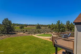 21770 Eastmont Dr, Bend, OR 97701 - Photo 36