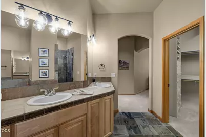 343 Mount Washington Drive, Bend, OR 97702 - Photo 22