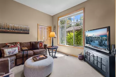 343 Mount Washington Drive, Bend, OR 97702 - Photo 24