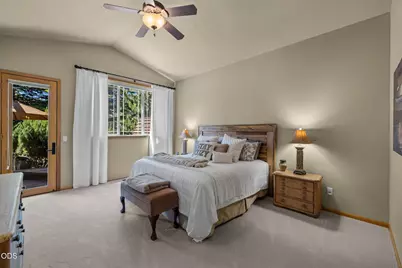 343 Mount Washington Drive, Bend, OR 97702 - Photo 14