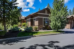 343 Mt Washington Dr, Bend, OR 97702 - Photo 36