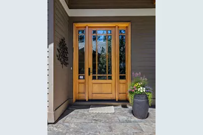 343 Mount Washington Drive, Bend, OR 97702 - Photo 2