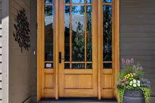 343 Mt Washington Dr, Bend, OR 97702 - Photo 2