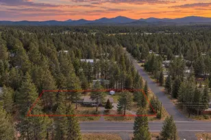 56072 Marsh Hawk Rd, Bend, OR 97707 - Photo 2