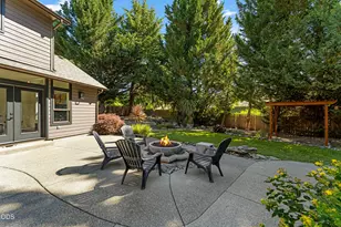 104 NW Dawnhill Ct, Grants Pass, OR 97526 - Photo 28