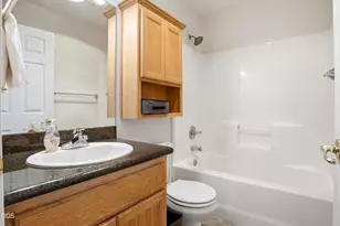 1005 N 10th St, Central Point, OR 97502 - Photo 16