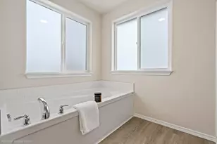 61057 NE Unity Pl, Bend, OR 97701 - Photo 8