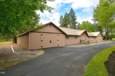 55383 Huntington Road, Bend, OR 97707 - Photo 32