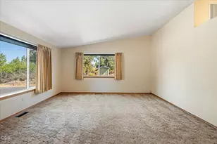 6565 NW Homestead Way, Redmond, OR 97756 - Photo 6