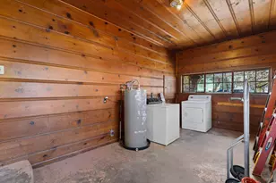 118 S Caves Ave, Cave Junction, OR 97523 - Photo 26