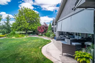 1085 Oak Grove, Eagle Point, OR 97524 - Photo 52