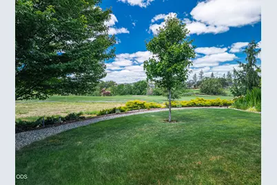 1085 Oak Grove, Eagle Point, OR 97524 - Photo 58
