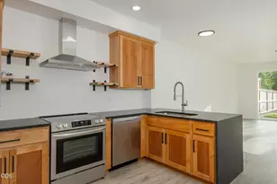 1312 NW Conklin Ave, Grants Pass, OR 97526 - Photo 6