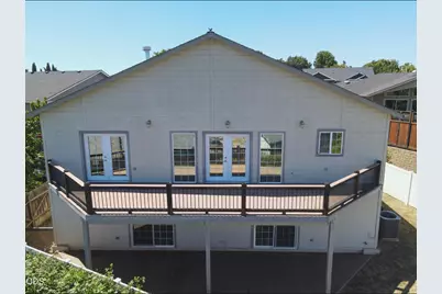 589 N Heights Drive, Eagle Point, OR 97524 - Photo 22