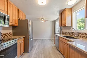 2639 NE Harvey Ln, Bend, OR 97701 - Photo 10