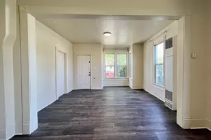 325 W 4th St, Medford, OR 97501 - Photo 10