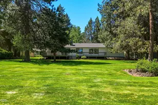 20422 Bullblock Rd, Bend, OR 97702 - Photo 40
