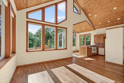 307 Hillcrest Street, Ashland, OR 97520 - Photo 2